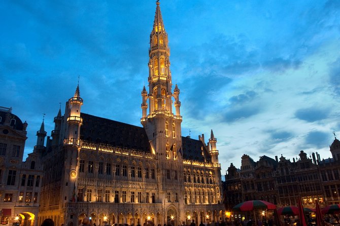 Brussels Highlights Self guided scavenger hunt and Walking Tour - Stop 4: Manneken Pis, the classic micro-celebrity