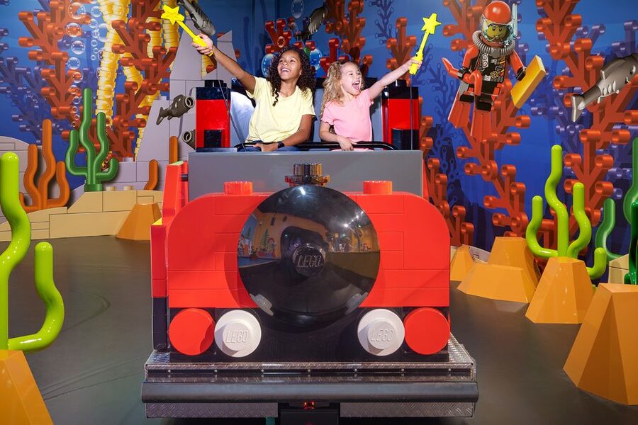 Brussels: LEGO® Discovery Centre Admission Ticket - LEGO 4D movies in the 4D Cinema, plan for the best-fit timing