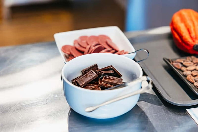 Brussels: Make Your Own Chocolates Workshop with Tastings - Key things you’ll notice right away