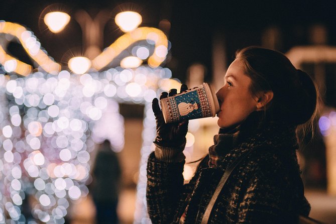 Brussels Private & Personalized Christmas Tour with a Local Guide - The included drink, and what makes the value feel real