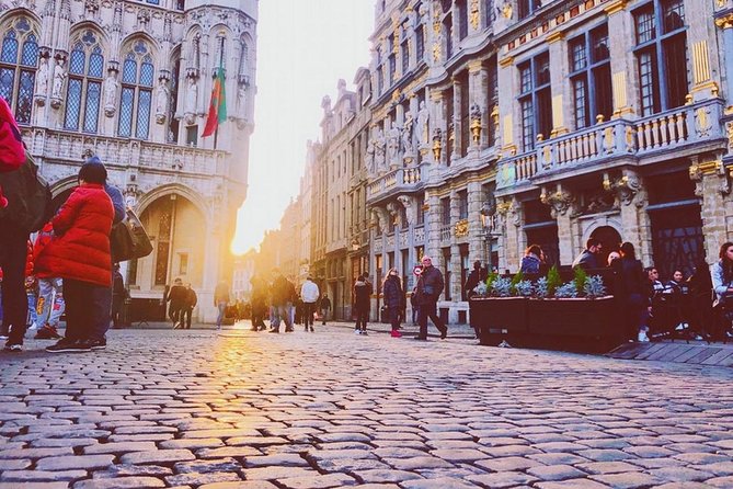Brussels Private & Personalized Christmas Tour with a Local Guide - Who should book this Brussels Christmas private tour