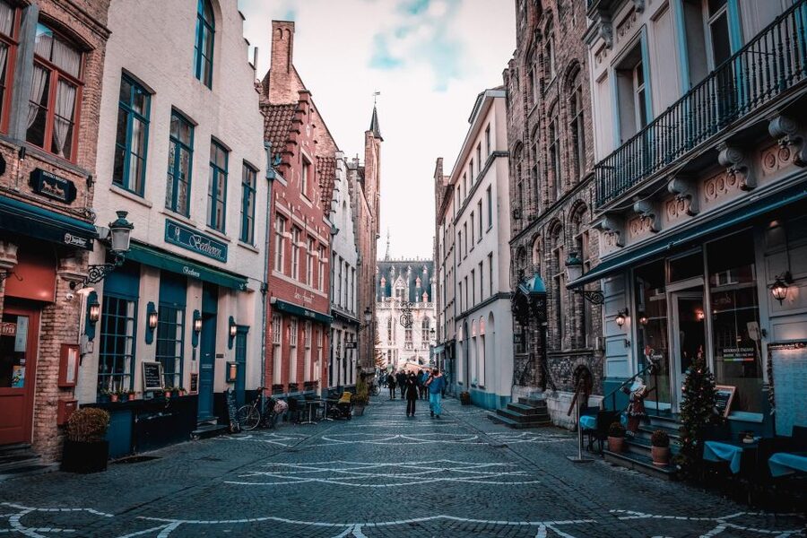 Brussels Private Tour with a Local- Highlights & Hidden Gems - Chocolate Stops and the African Quarter After Sweets