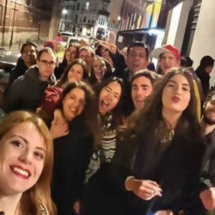 Brussels: Pub Crawl and Nightlife Party Experience - Group size swings by day, so pick the vibe you want