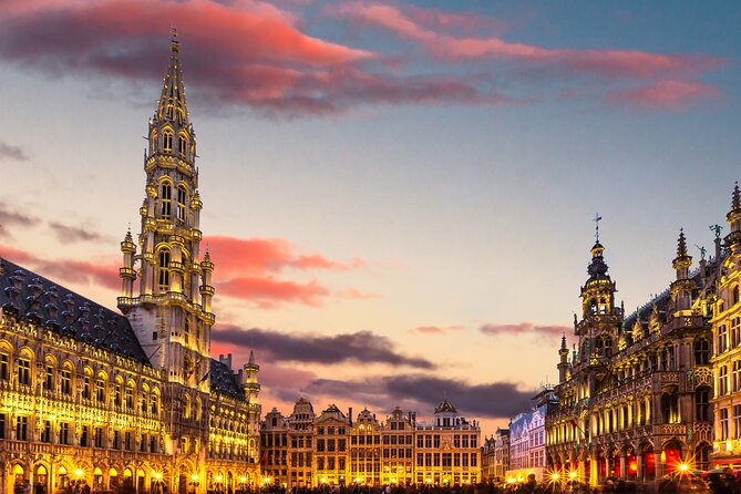 Brussels Scavenger Hunt and Highlights Self Guided Audio Tour - Carillon du Mont des Arts and Manneken Pis