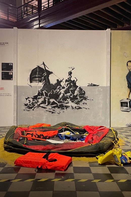 Brussels: The World of Banksy Museum Permanent Exhibition - Practical tips for a smoother visit (and a better photo session)