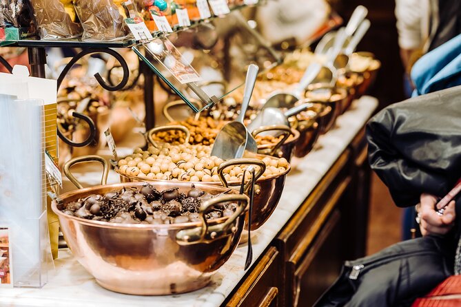 Brussels to Bruges: Private & Personalized Day Trip with a Local - How the private guiding actually works (and why it feels worth it)