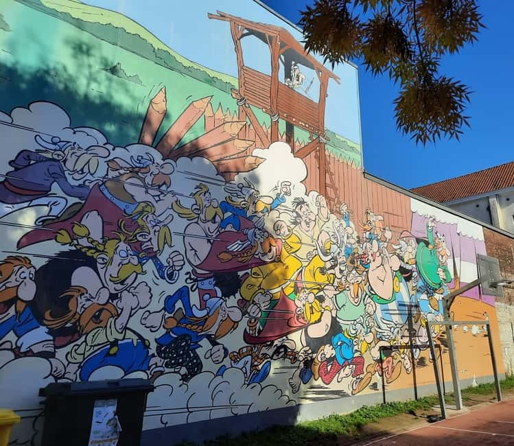 Brussels Walking Tour Comic Strip - The murals: not just who, but why they are there