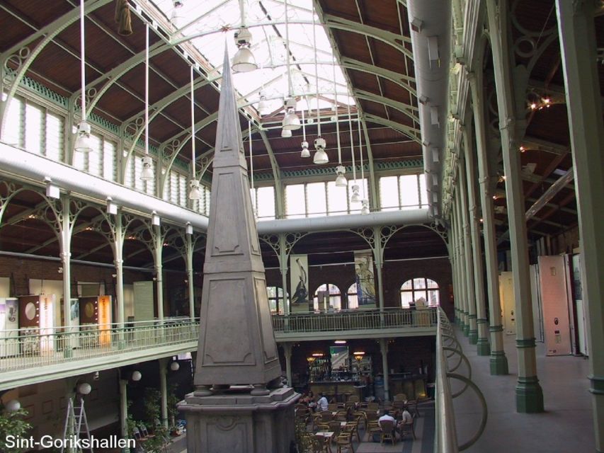 Brussels: Walking Tour from Central Station to Manneken Pis - Palace of Justice views: Gothic scale you feel in your body