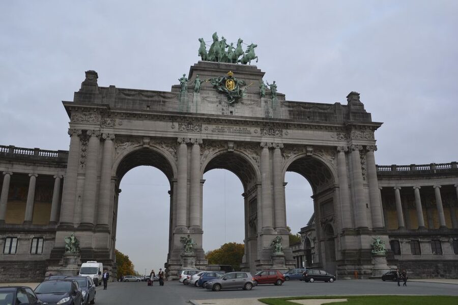 Brussels: Walking Tour from Central Station to Manneken Pis - Jubilee Park and the Triumphal Arch: a quick history marker you can walk past