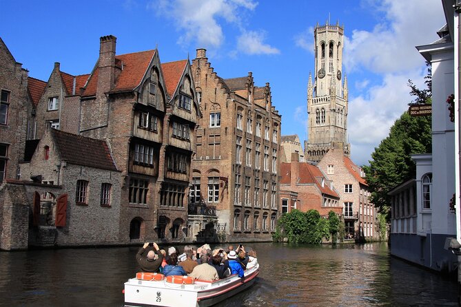 BRYGGJA ROMANTICA - 3 Hour Romantic Tour in Bruges - Stop 2: Brugs Diamanthuis on Cordoeaniersstraat, quick and purposeful