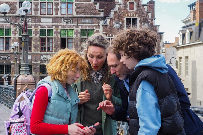 Discover Ostend while playing! Escape game - The Walter case - Booking and timing: when to play and what the schedule means