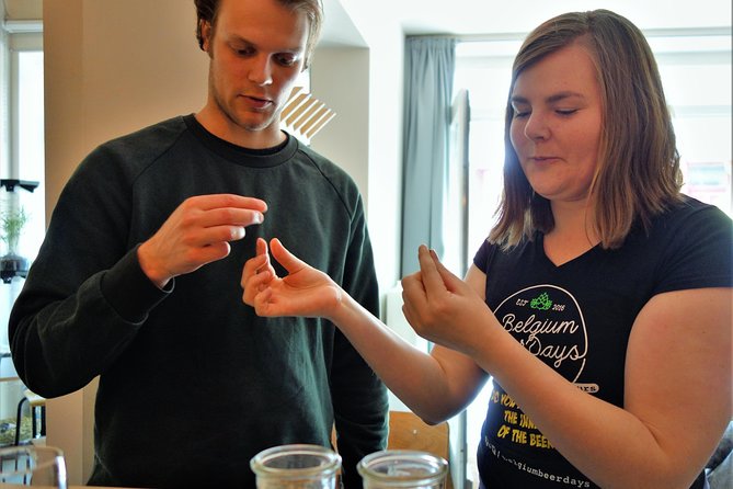 Discover our Brussels craft breweries with a local, passionate, young guide - Stop 3 in Brussels’ young district: the finale tasting, chosen to match you