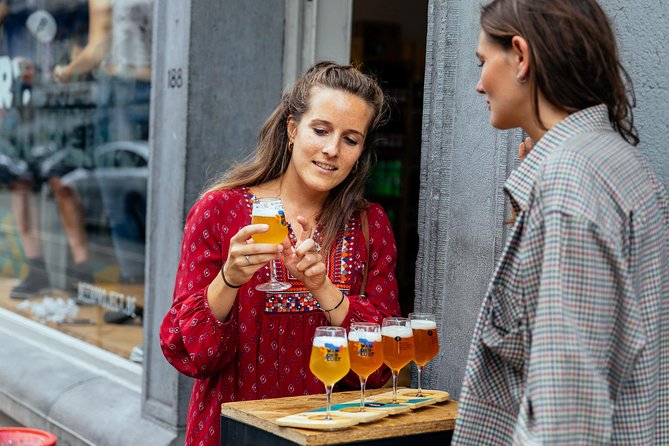 Drinks & Bites in Brussels Private Tour - Entering Brussels beer culture at Fontaine Anspach
