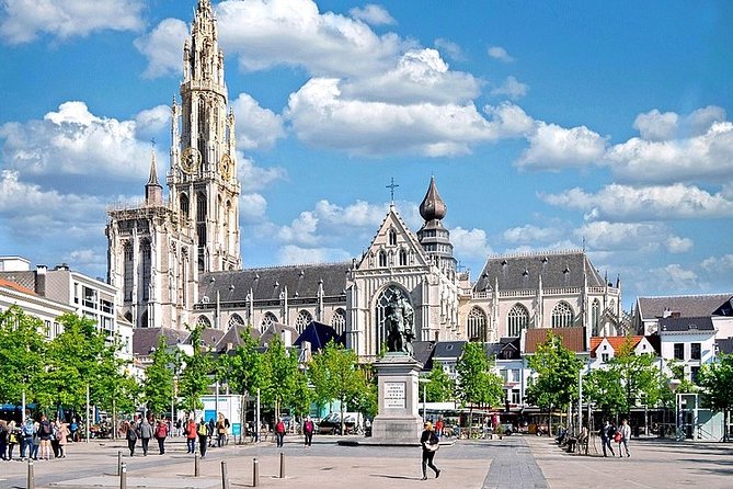 e-Scavenger hunt Antwerp: Explore the city at your own pace - Antwerp at your own pace, but with a game plan