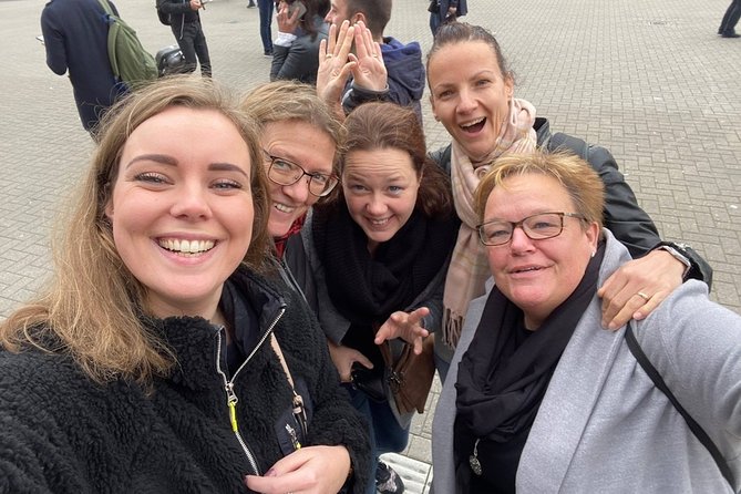 e-Scavenger hunt Bruges: Explore the city at your own pace - Where this fits best: families, teens, and small friend groups