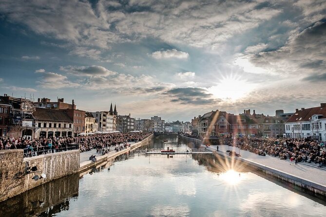 e-Scavenger hunt Kortrijk: Explore the city at your own pace - Baggaertshof and the Beguinage legacy of care