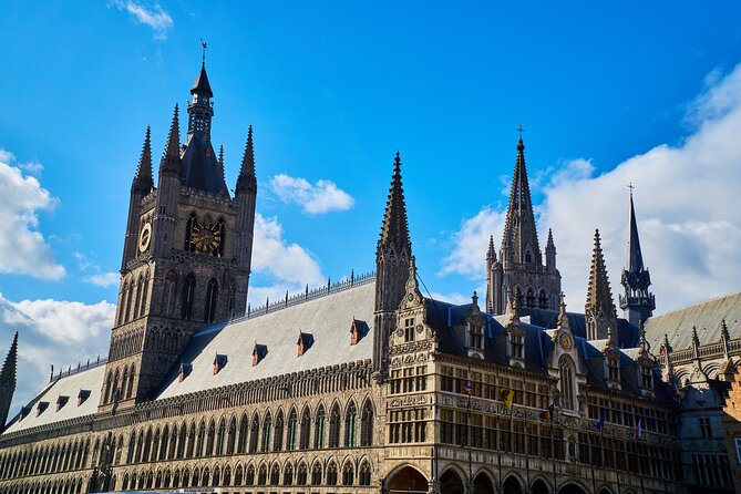 e-Scavenger hunt Ypres: Explore the city at your own pace - Cloth Hall stop: Gothic bones and the museum hub next door