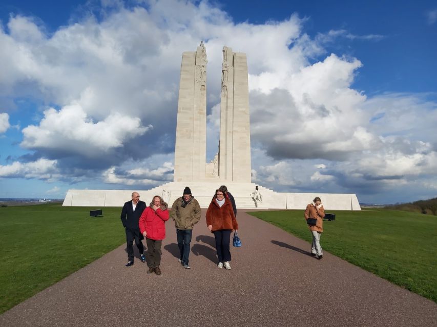 From Bruges: Flanders Fields Remembrance Full-Day Trip - Passchendaele battlefield and Tyne Cot Cemetery: the largest Commonwealth site