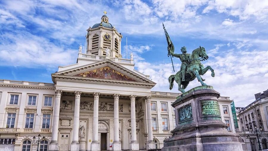 From Brussels: Private Tour to Antwerp - Diamond & Art City - Antwerp’s diamond district: from famous reputation to real process
