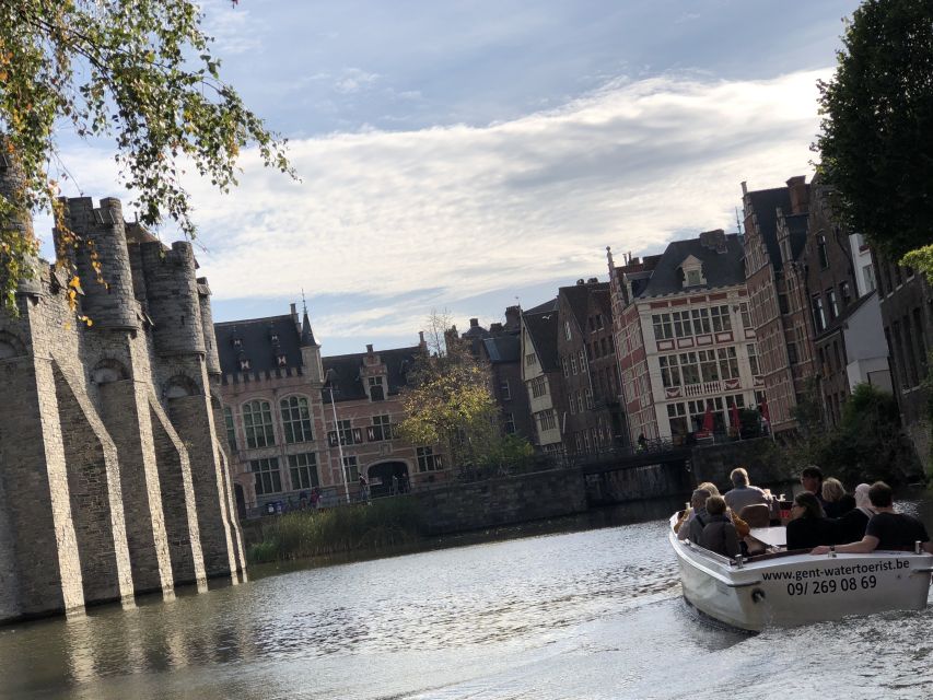 Ghent: 40-Minute Historical Boat Tour of City Center - Price and value: why $12 can feel like a bargain