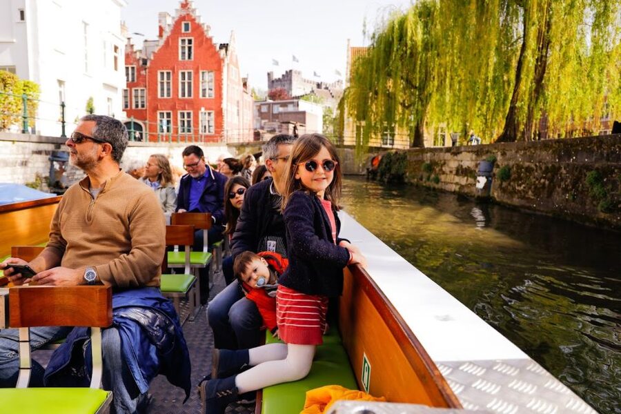 Ghent: 50-Minute Medieval Center Guided Boat Trip - How This Tour Fits Into a Real Ghent Day