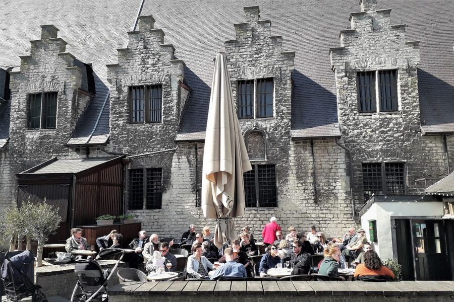 Ghent: Beer and Sightseeing Adventure - A 2 PM Start in the Shadow of Saint Bavo Cathedral