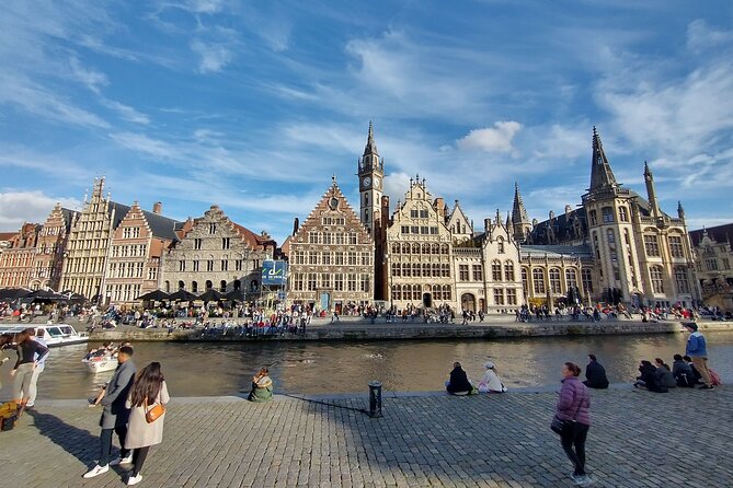 Ghent Chocolate Tasting and Sightseeing Tour - Sophie’s guiding style, and why it makes the walk feel effortless