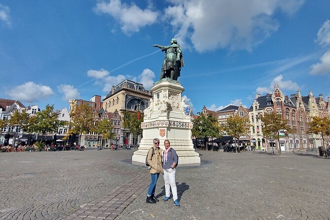 Ghent Chocolate Tasting and Sightseeing Tour - Street art and creative energy in Ghent’s corners