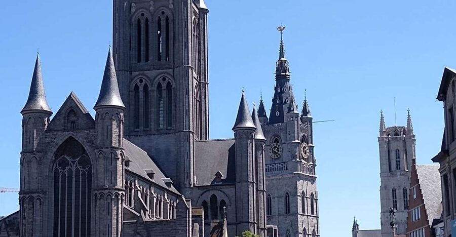 Ghent: Private Tour in Historical Center - Patrician houses and Ghent’s City Hall: the civic story behind the stone