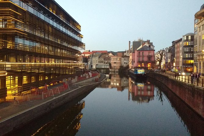 Ghent Walking Tour - City Highlights and Beyond Tradition - Street art, popular sights, and off the beaten track streets