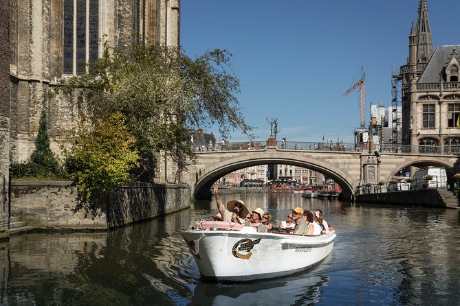 Guided Boat Trip in Ghent - Stop 1: the historic port views and what to look for at the waterline