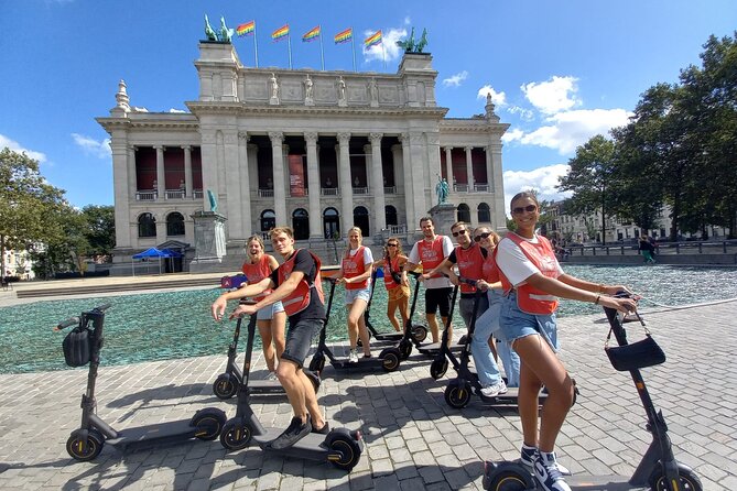 Guided E-kickscooter tour: The big five of Antwerp - Key highlights you will feel right away