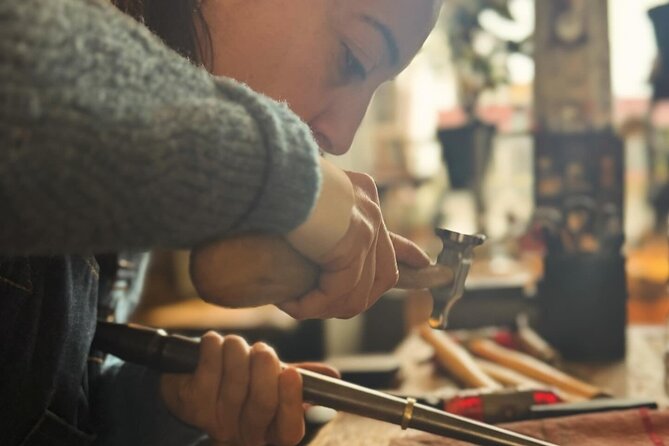 Handcraft your own silver ring in Bruges - Sizing and Cutting: You Pick the Finger and Get Help Getting It Right