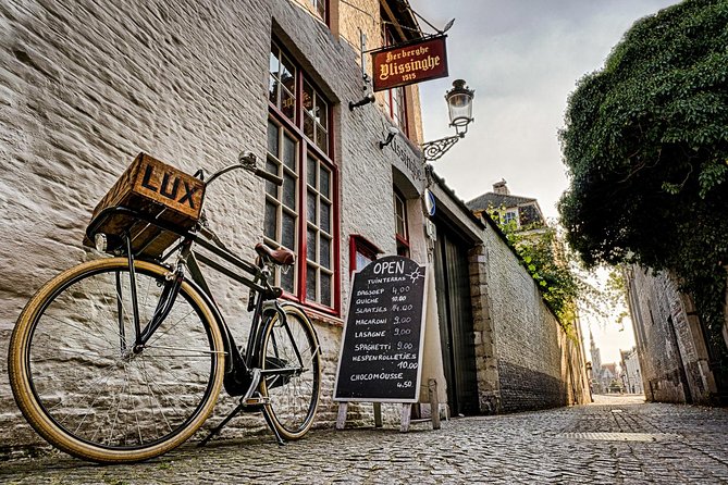 "Hidden Brugge" Photo Tour - 2hr open city tour & workshop - A 2-hour Hidden Brugge photo plan built around better light