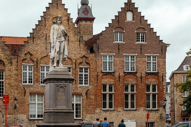 Highlights & Hidden Gems With Locals: Best of Bruges Private Tour - Fish Market and Minnewater Lake: The Break in the Middle of the Day