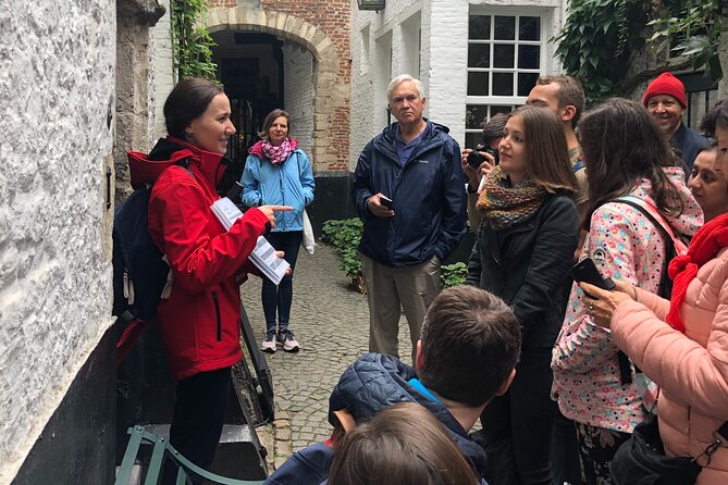 Historical Walking Tour: Legends of Antwerp - The 2-hour rhythm, group size, and how to stay comfortable