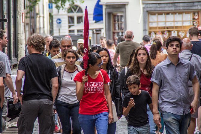 Historical Walking Tour: Legends of Bruges - Groeningemuseum Garden and Huidenvettersplein Tanner’s Square: Art and the Jobs People Did
