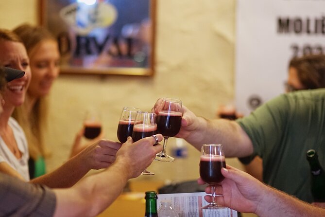 Hungry Mary's Famous Beer and Chocolate Tour in Brussels - Chocolate in Royal Galleries: Your First Real Taste at Saint-Hubert