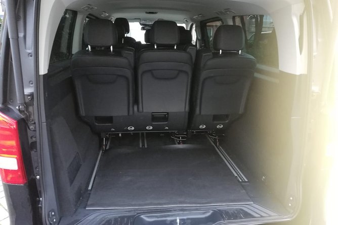Luxury Minivan from Brussels airport to the city of Brussels - The real-world timing that makes or breaks airport rides