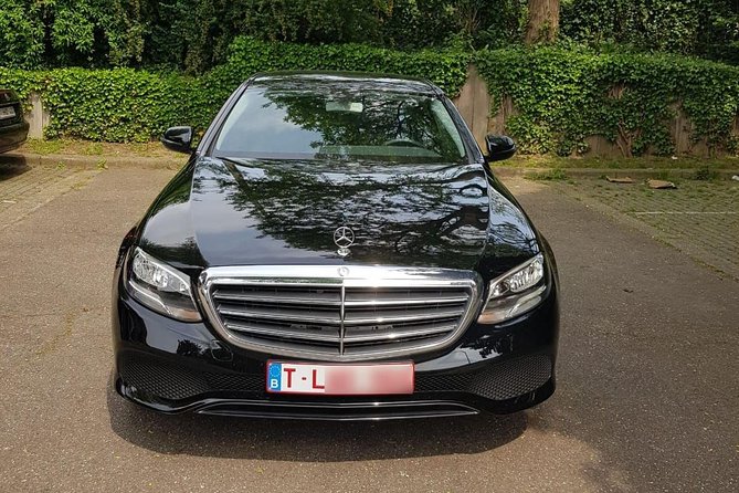 Luxury vehicle from Brussels airport to the city of Brussels - Drop-Off and Pickup Flexibility Inside Brussels City