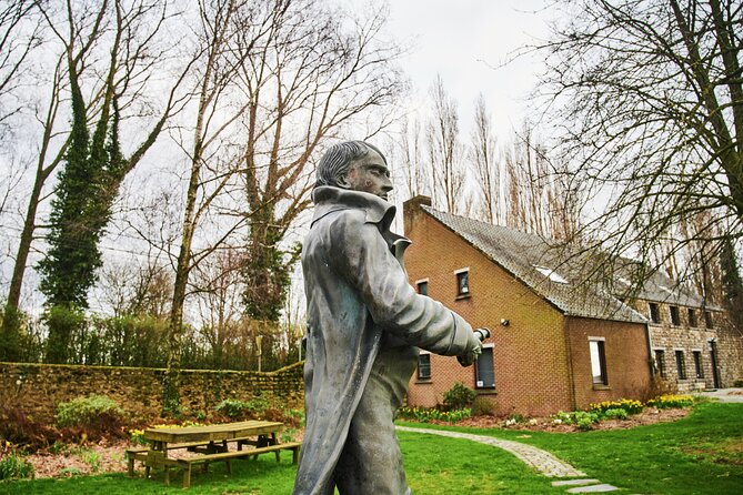 Napoleon Last Campaign (Waterloo, Ligny..) Day Tour from Brussels - Stop 4: Waterloo break and a restaurant reset (with fries as a tip)