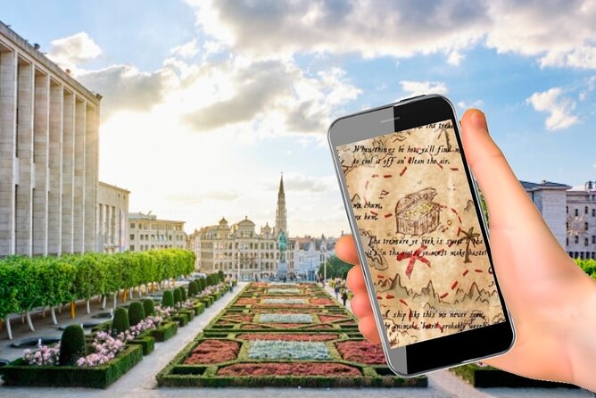 Outdoor Escape Game with drinks in Brussels - Private team setup in Brussels: small enough to feel personal