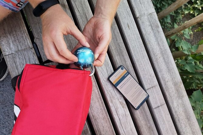 Outdoor Escape Game with drinks in Brussels - The languages are a real practical win
