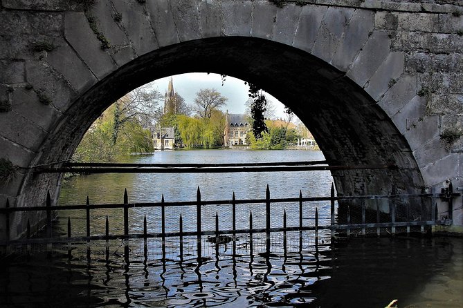 Photo Tour "Philip the Good" + Boat trip - Spinolarei: Bruges oldest harbour for water-level textures