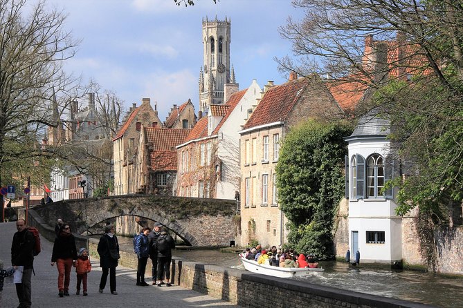 Photo Tour "Philip the Good" + Boat trip - Start at Historium Bruges, then finish near the Burg Square hub