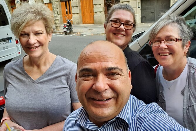 Private 2-Hour Sightseeing Tour in Brussels - Manneken Pis and the Sablon Church: fun meets focus