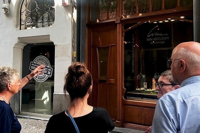 Private Antwerp's Diamonds and Jewellery Old City Center Historic Tour - Pascale Masselis Atelier Visit, Then the Designer Wave on Wijngaardstraat