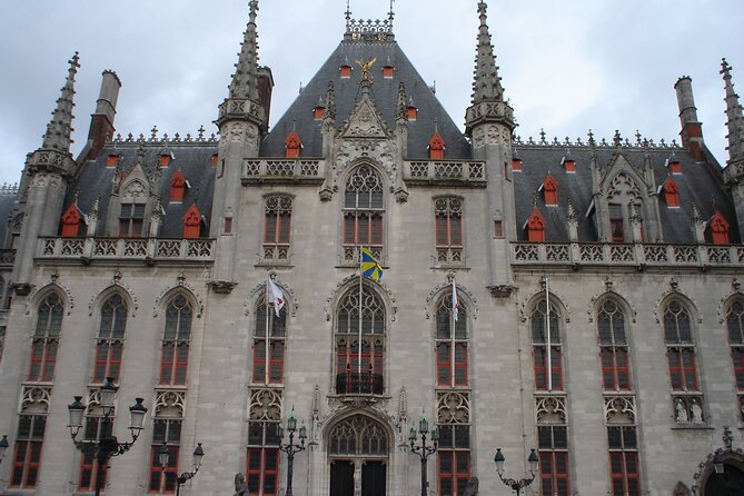 Private Arrival Transfer from Brussels Airport to Bruges with Business car - Who this transfer fits best