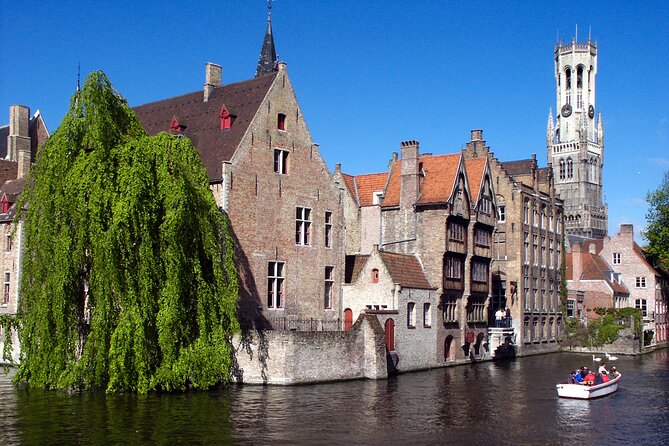 Private Arrival Transfer from Brussels Airport to Bruges with Business car - Small rules and practical tips before you go
