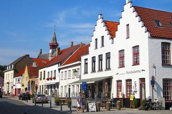 Private Bruges Countryside Cycling Tour to Damme with Guided Walk - Meeting Point, Bikes, and How the Ride Feels
